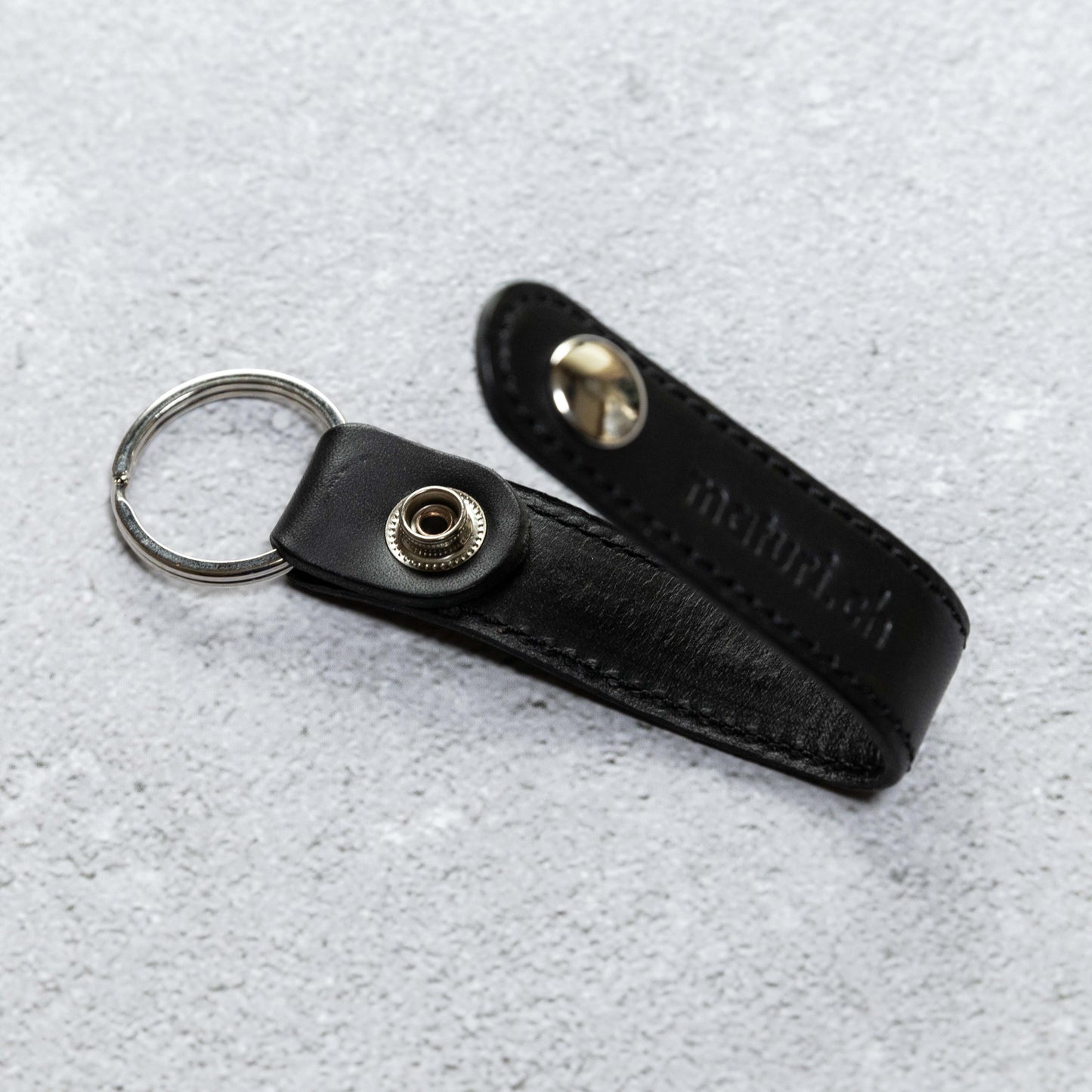 maturi strap key ring   color 04.KURO (黒)